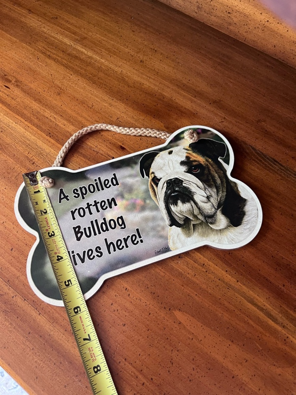 English Bulldog Bone-Shaped Hanging Sign - Picture 5 of 5